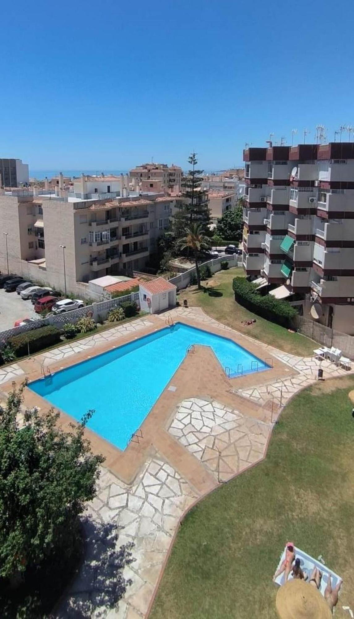 Luminoso Apartamento Playa Torrecilla. Con Piscina Нерха Экстерьер фото